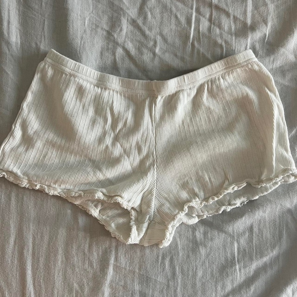 brandy melville lounge shorts